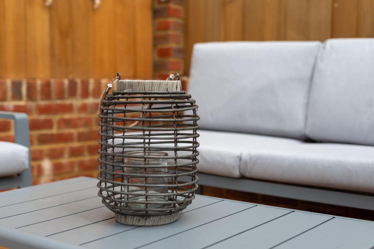 Guestready - Unique Home Near Wimbledon With Gorgeous Deck And Parking London Exterior photo